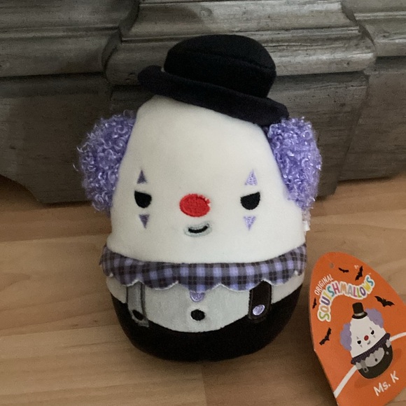 BRAND NEW SQUISHMALLOW 5”! NWT! SMOKE FREE HOME! - Picture 3 of 5